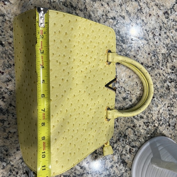 Yellow Handbag - Picture 4 of 5